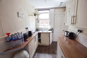 Kitchen - click for photo gallery